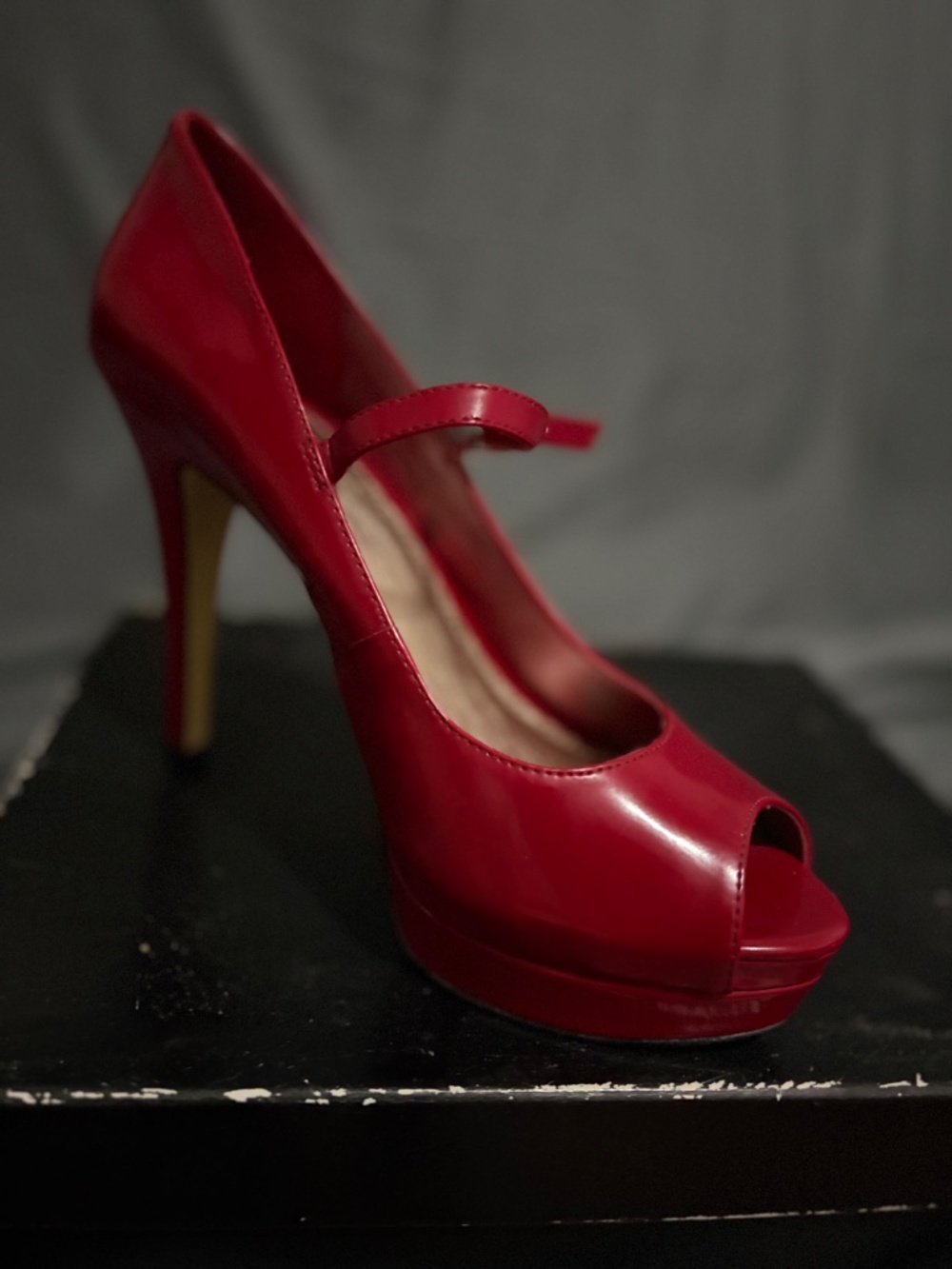 Red Pumps - Picture 9 of 16